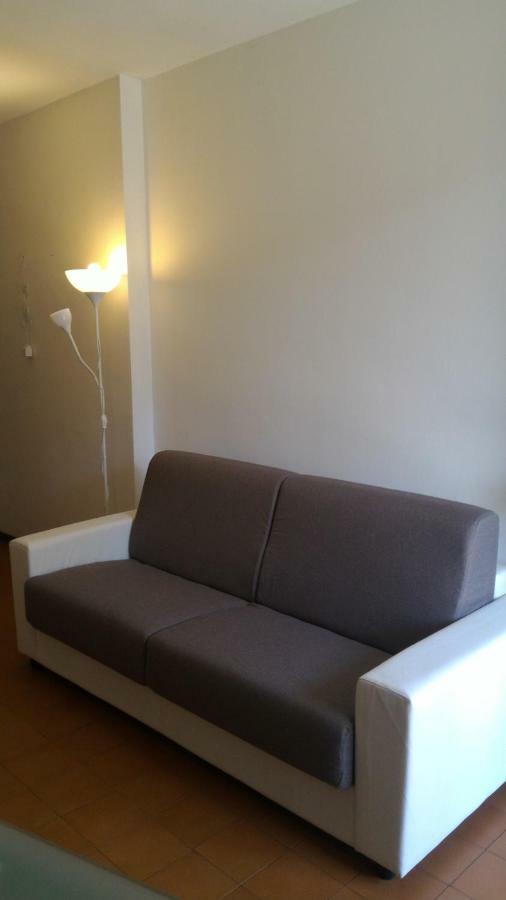 Benvenuti A Casa Apartment Pisa Bagian luar foto